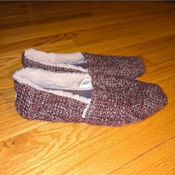 Toms Faux Furlined Espridrille Flats Womans Size 7.5 - Picture 1 of 7